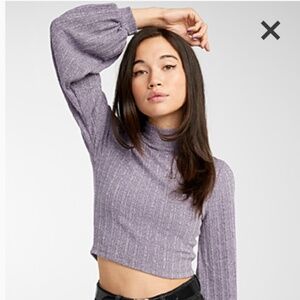 Light purple bubble sleeve textured cropped mock neck NWT